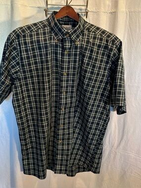 L.L. Bean Men's Short-Sleeve Plaid Button-Down Shirt in Blue and Green Size L